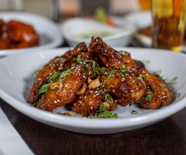 The Pantry RVC, Rockville Centre brunch and dinner restaurant, general tso wings
